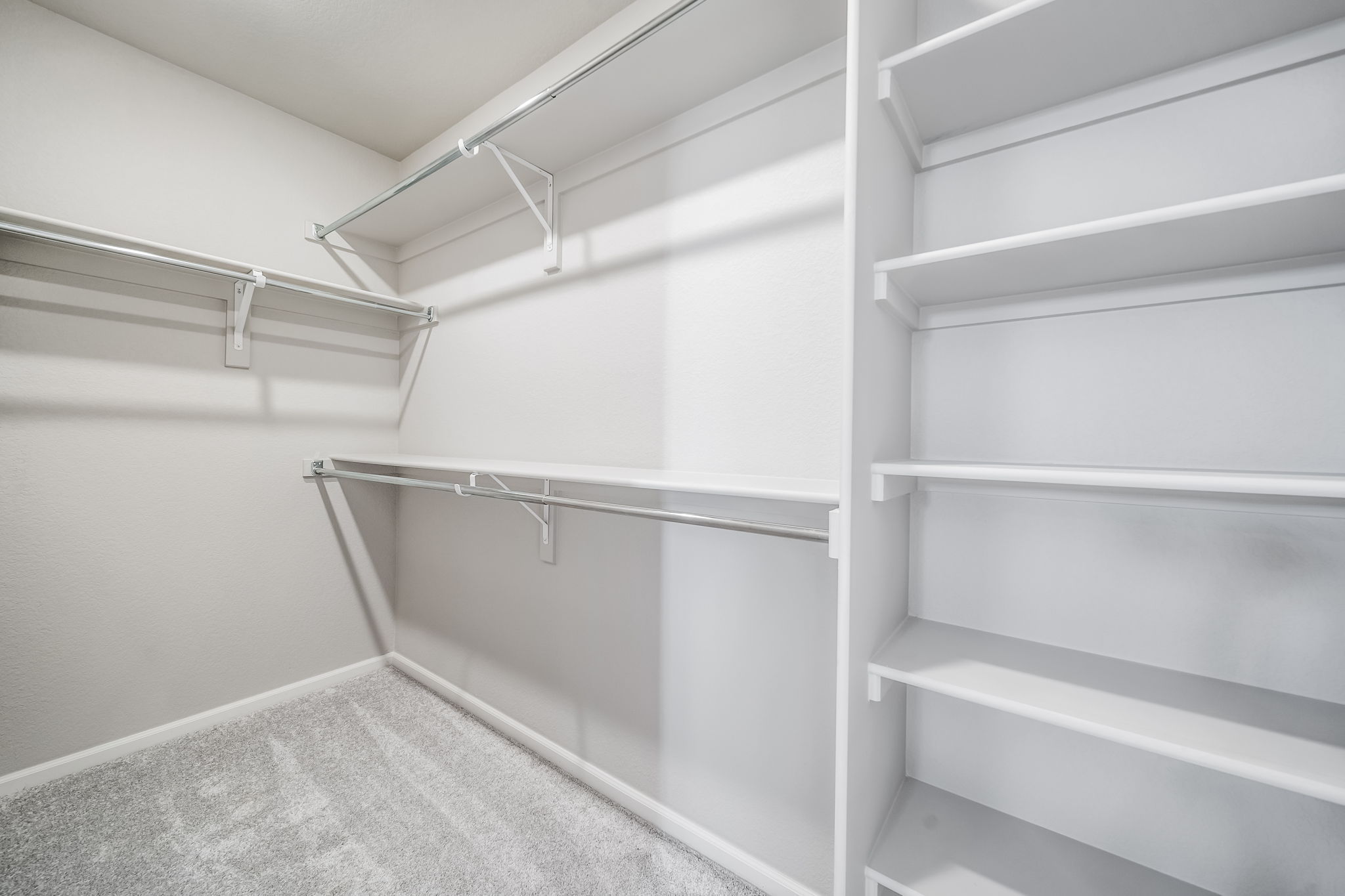 9911-Muir-American Dream-Reunion-Primary Suite Closet