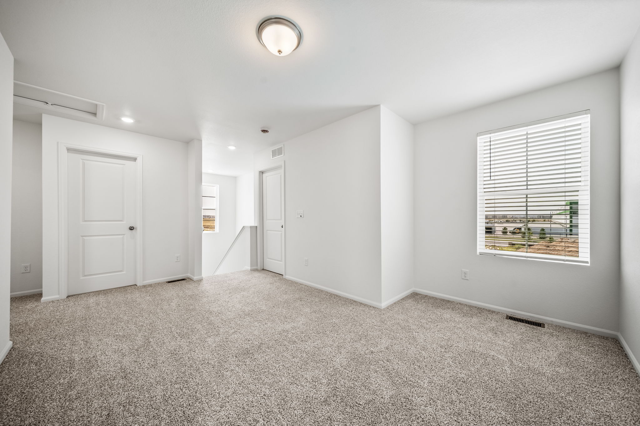 931-dalton-porchlight-22381-bonus room 2