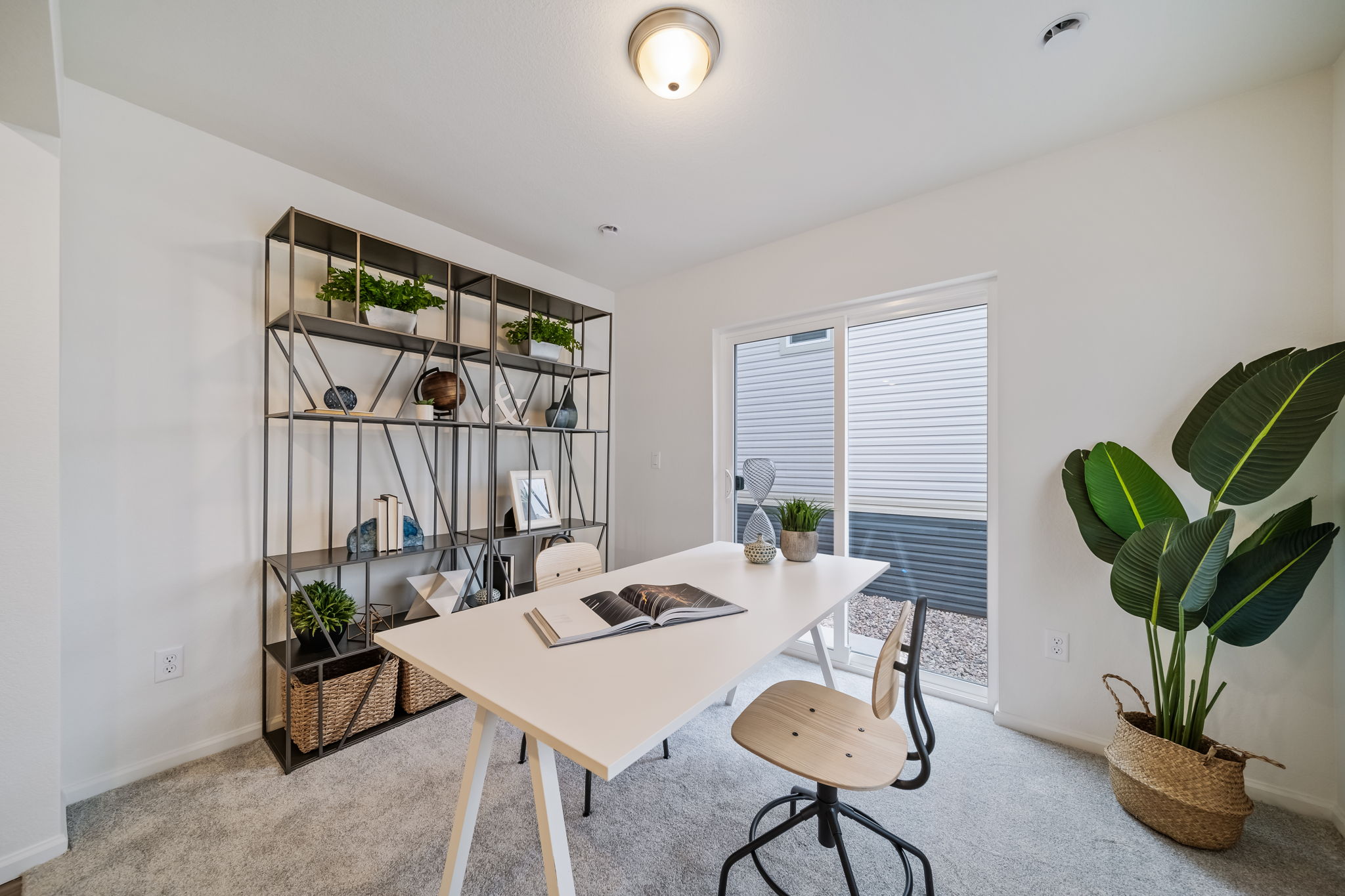 9914-Rand 13485 Flex Space Office