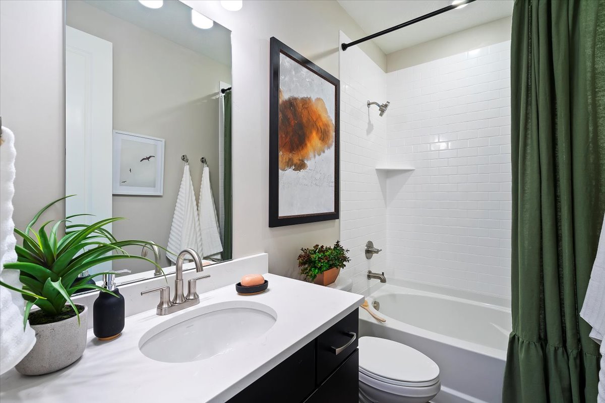 Rigel Secondary Bathroom