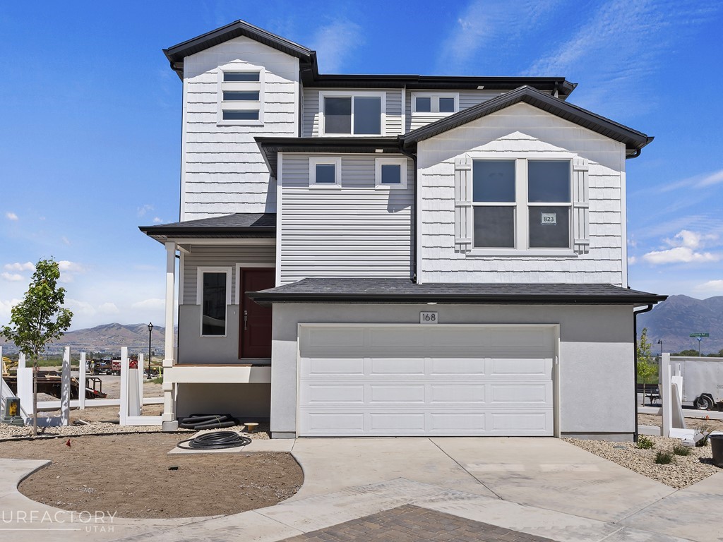 A sample image of this Haflinger floorplan available home