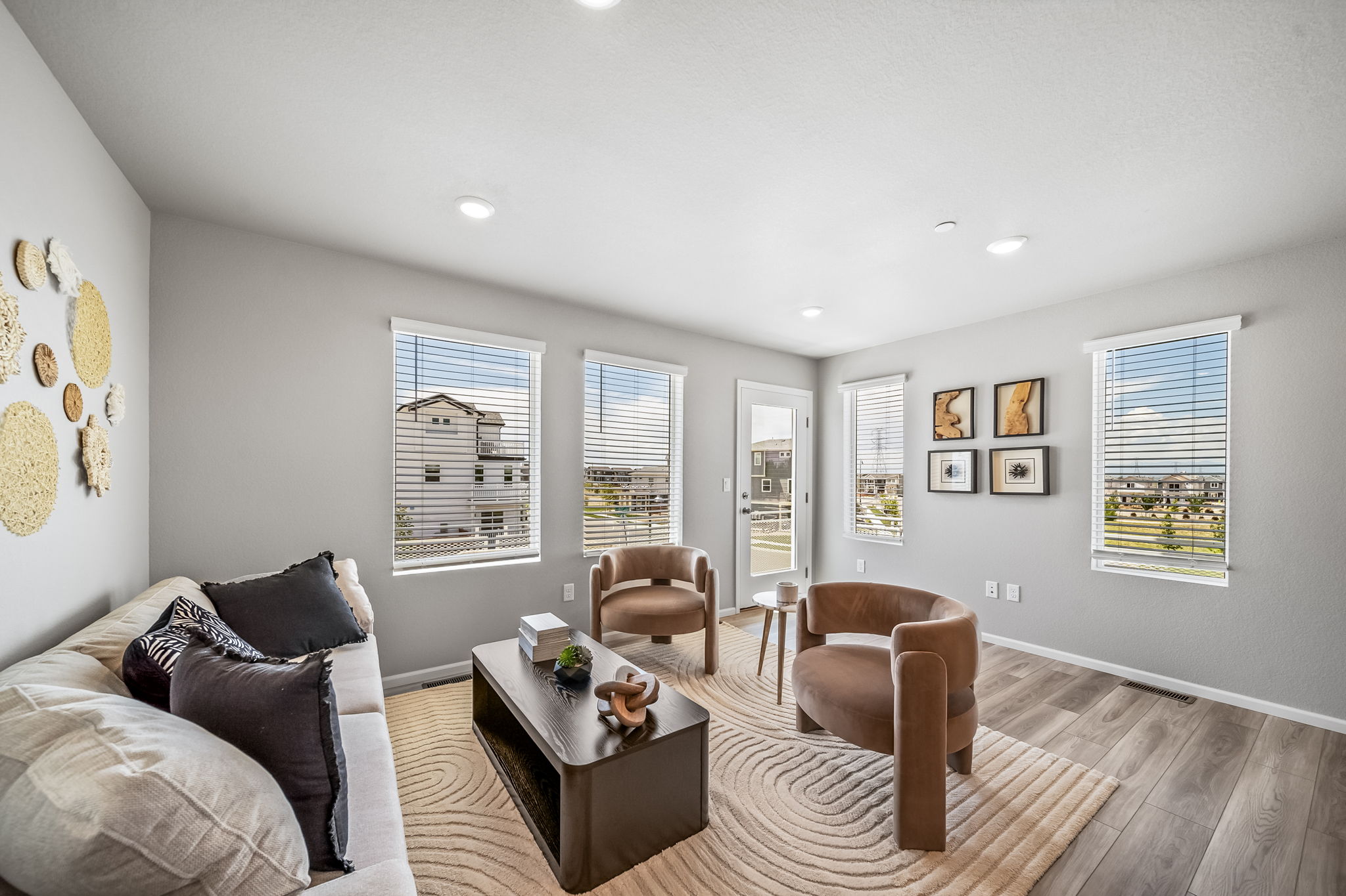 9914-Rand-American Dream-Reunion-13417 E 103rd-Great Room