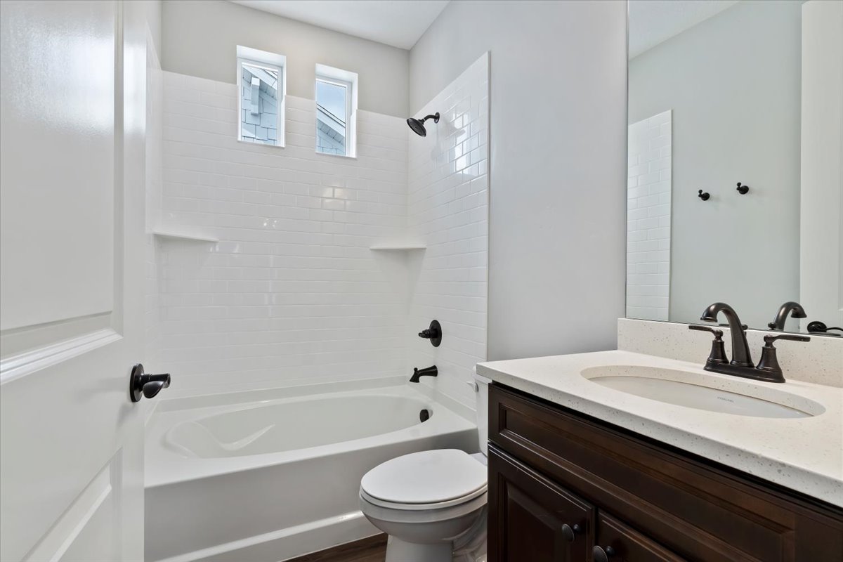 Vega Secondary Bathroom