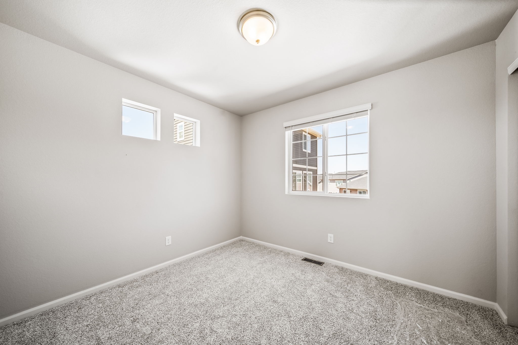 130-percheron-coach-house-GVR-22073-bedroom 3