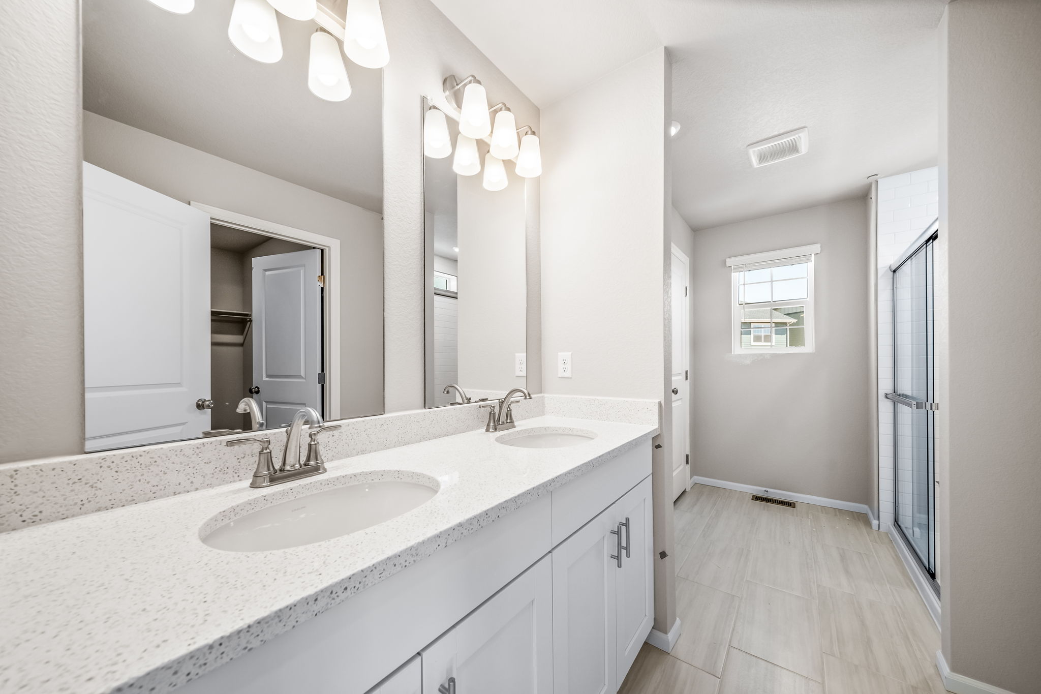 130-percheron-coach-house-GVR-22073-primary bathroom vanity