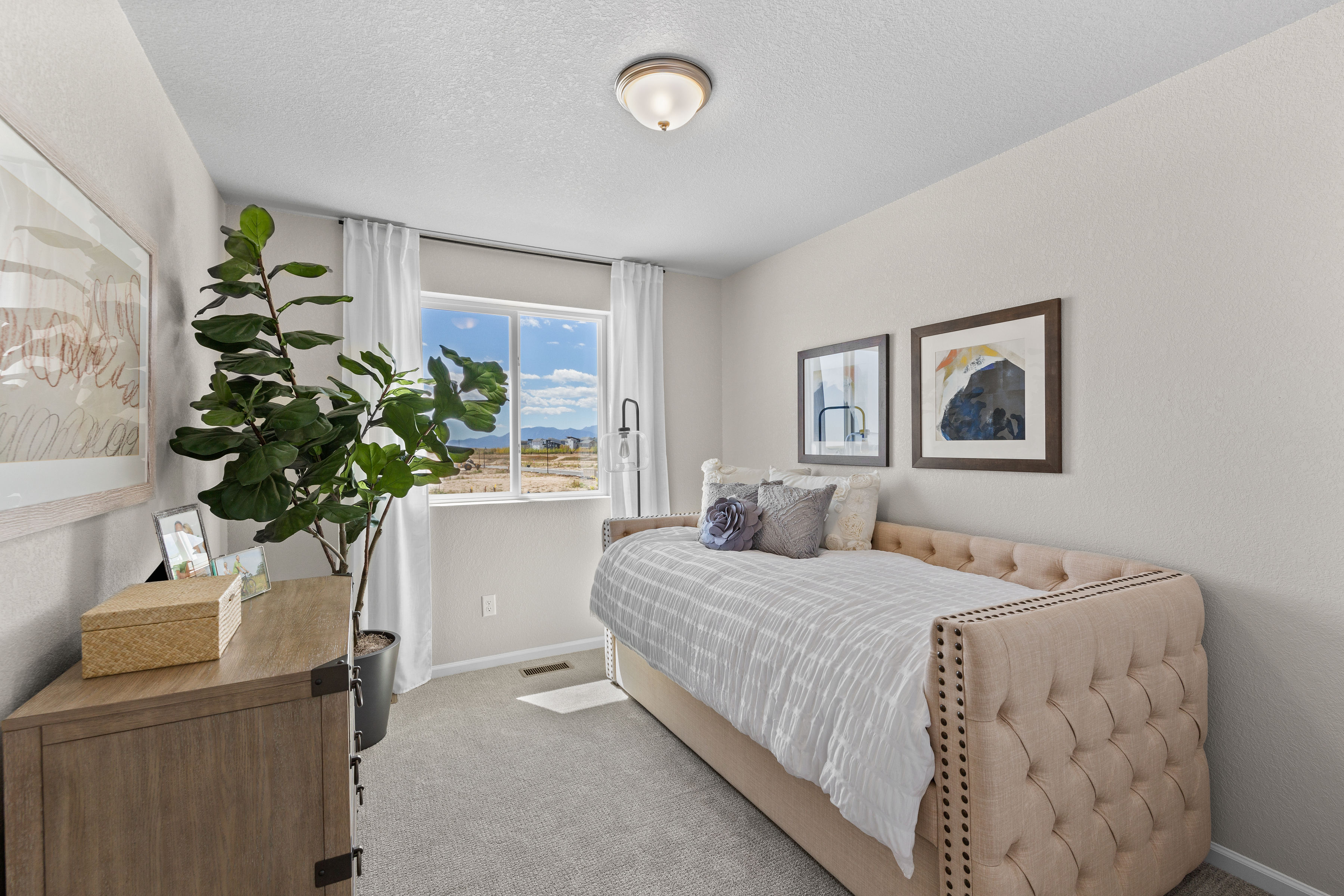 Alpine Second Bedroom
