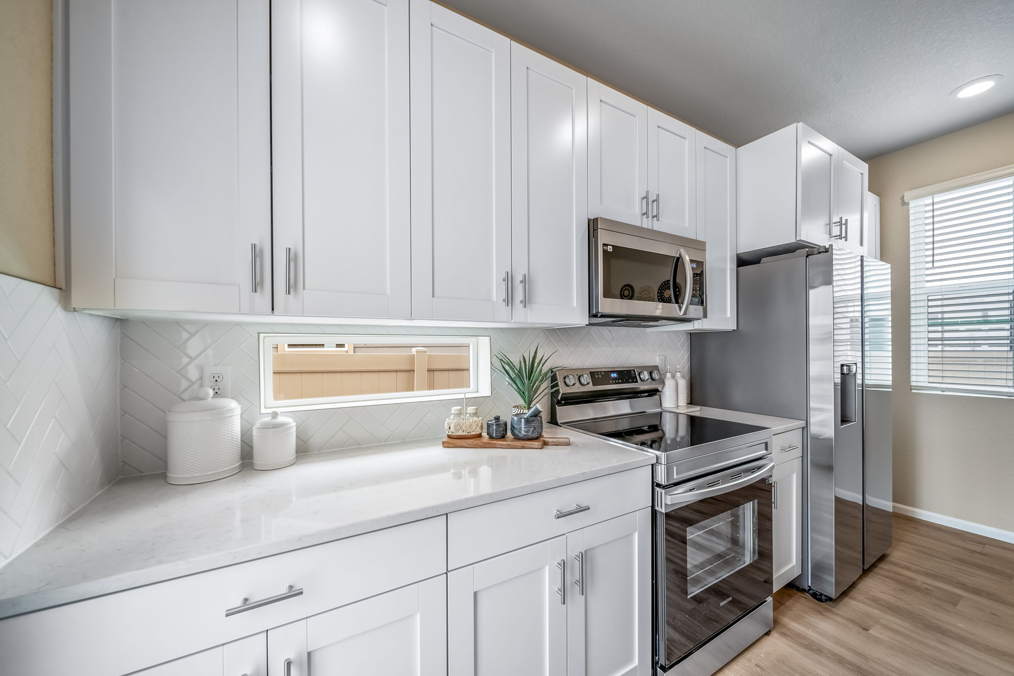 934-Griffin 22291 Kitchen