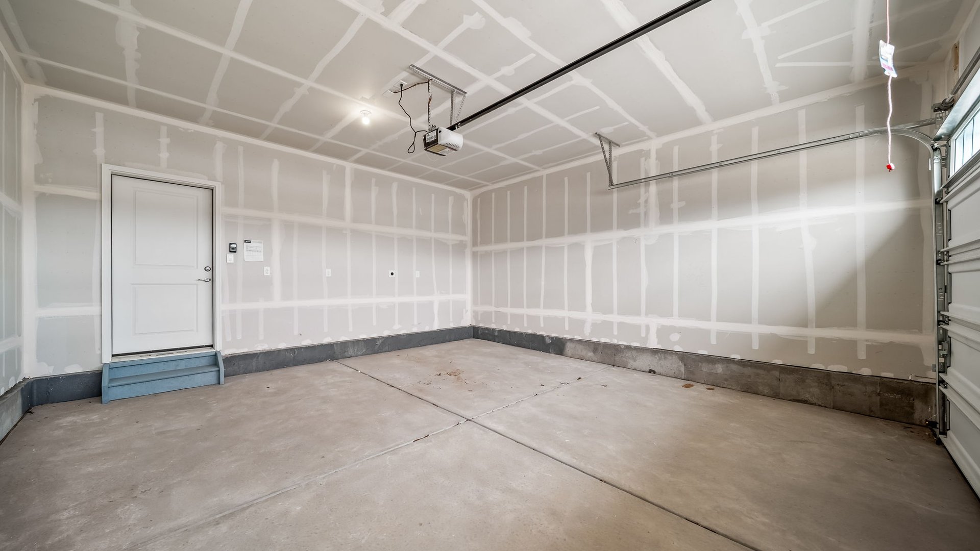 784 BigSur Epic 4900 N Quatar St.