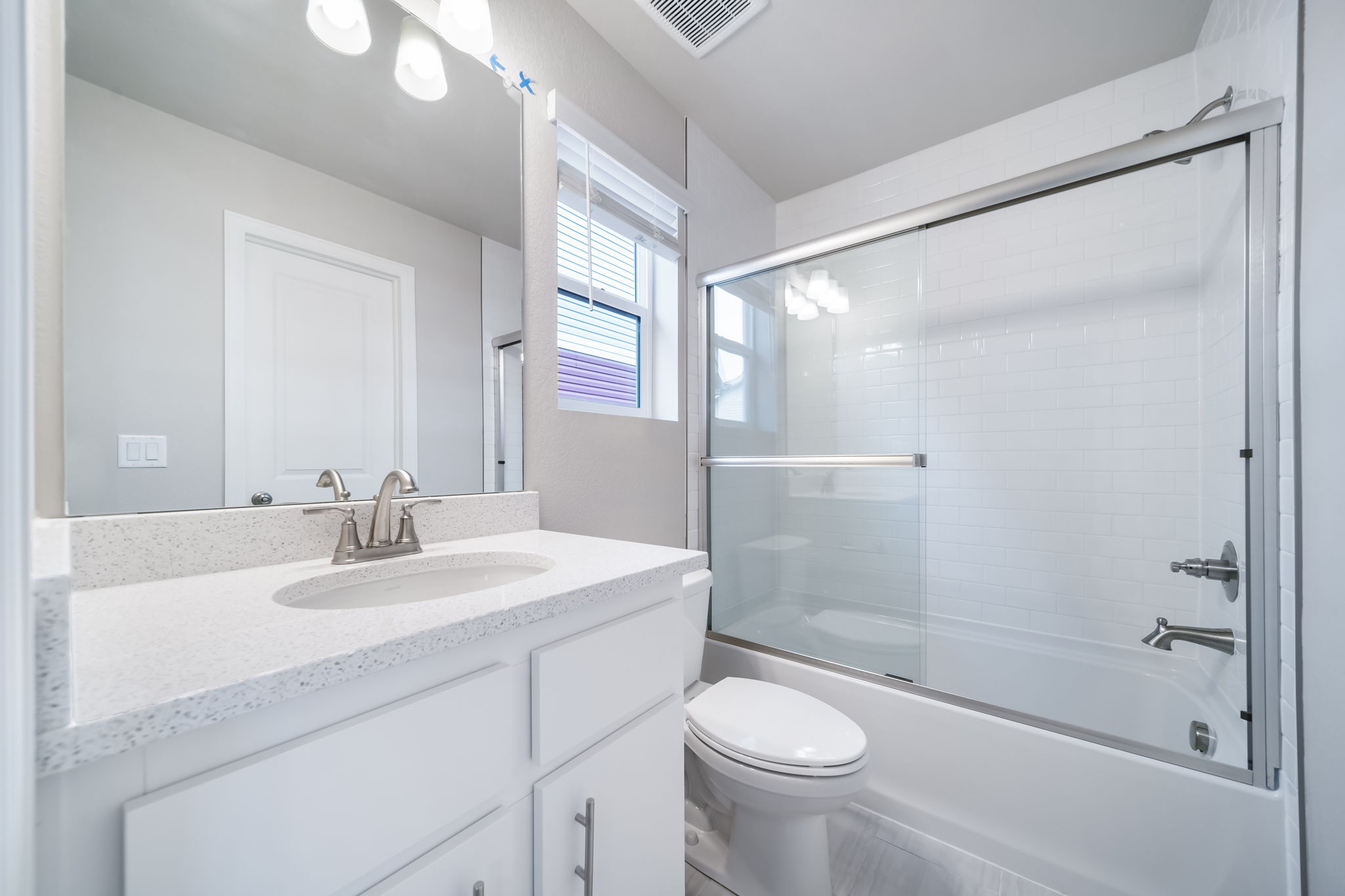 9911-AD Muir 13465 Kitchen Primary Bathroom