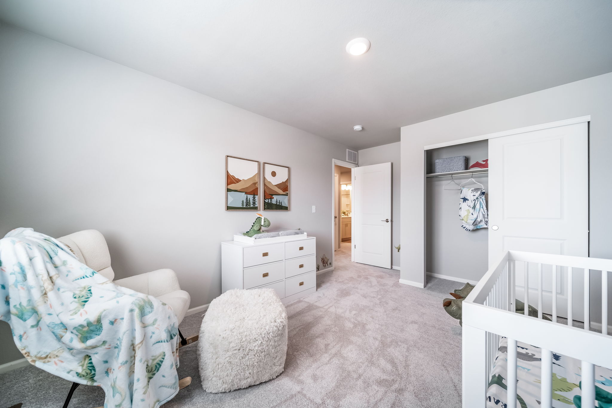 973-Triumph 3978 Bedroom 3