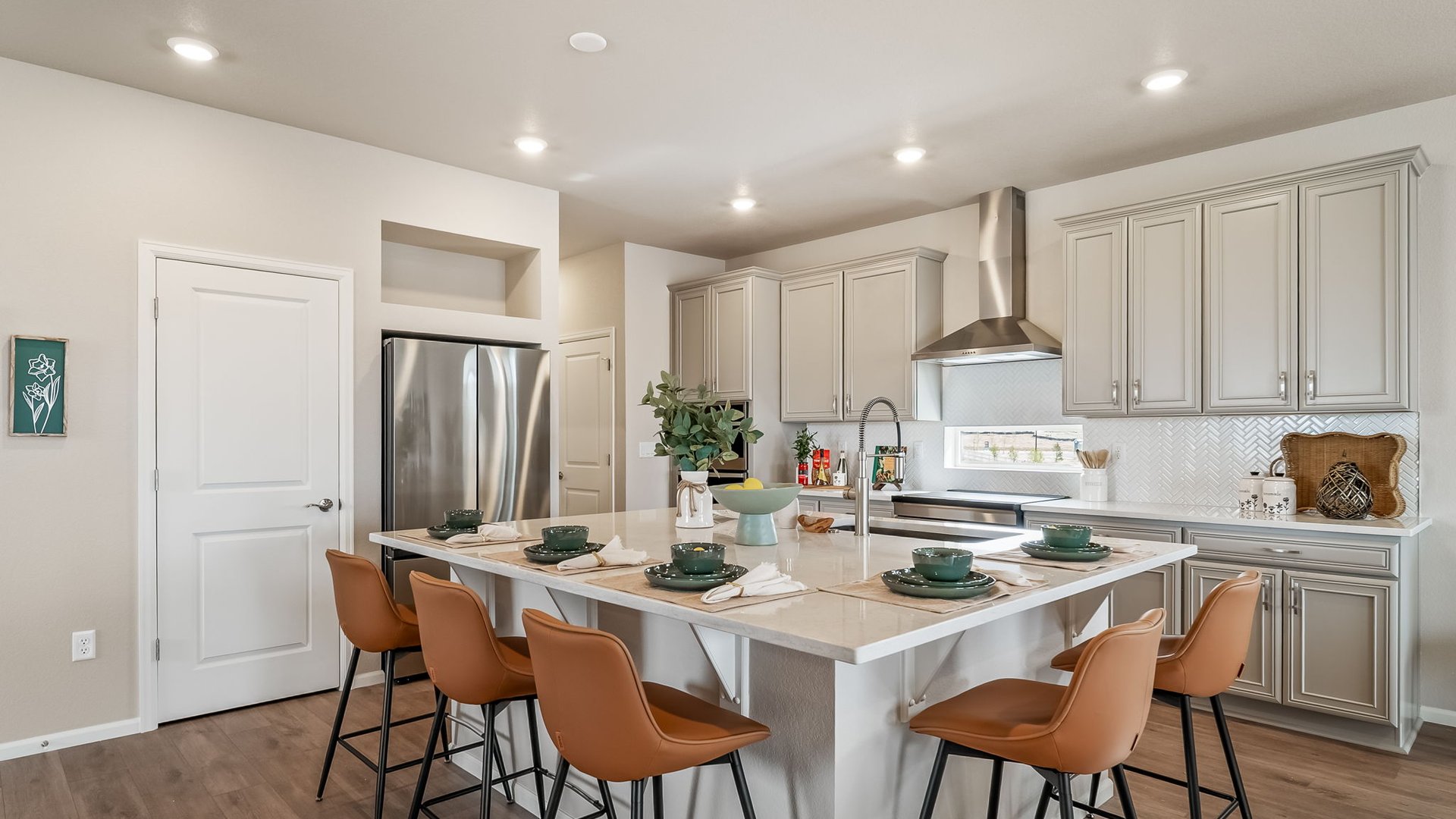 784 BigSur Epic 4900 N Quatar St.