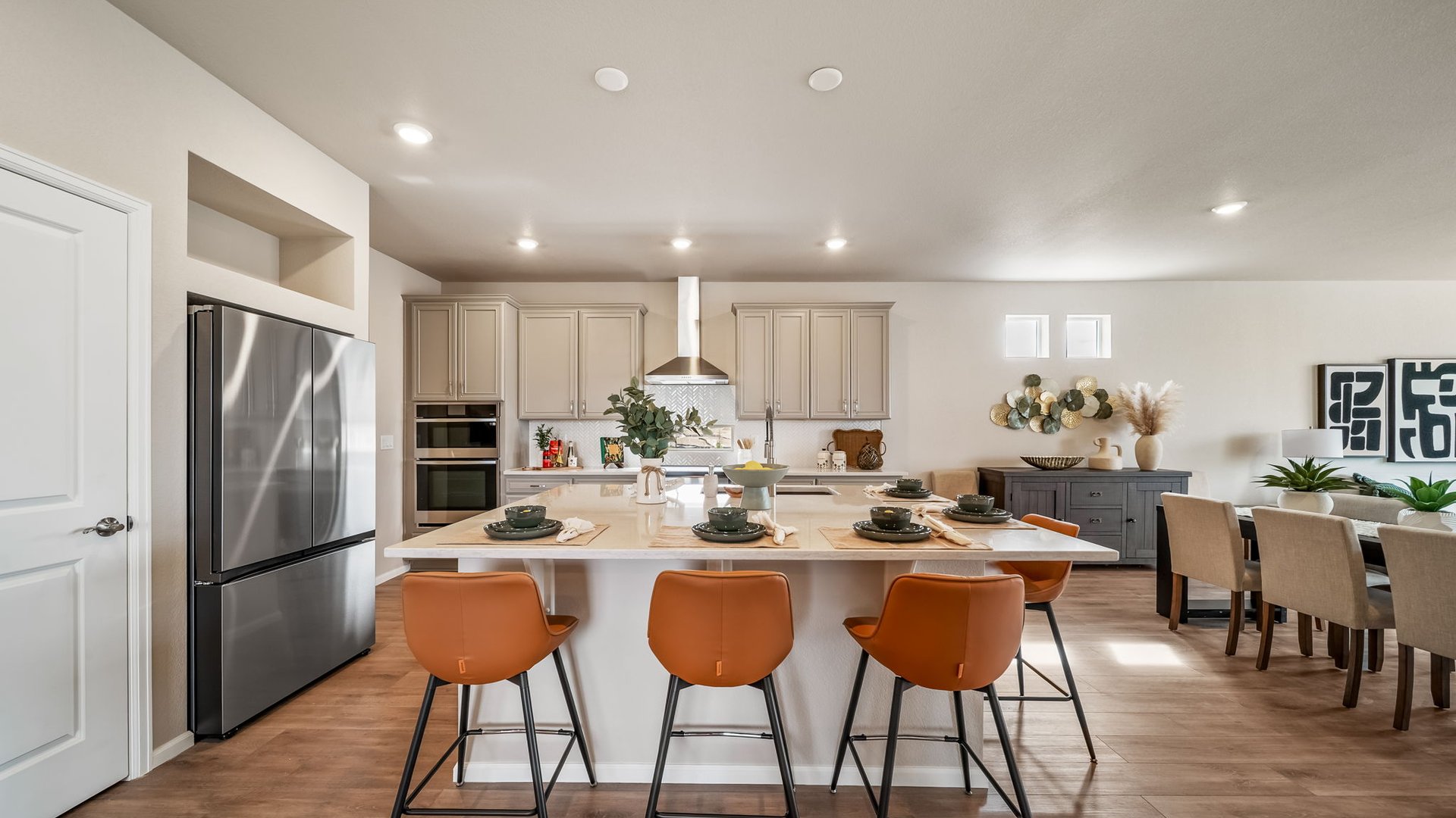 784 BigSur Epic 4900 N Quatar St.