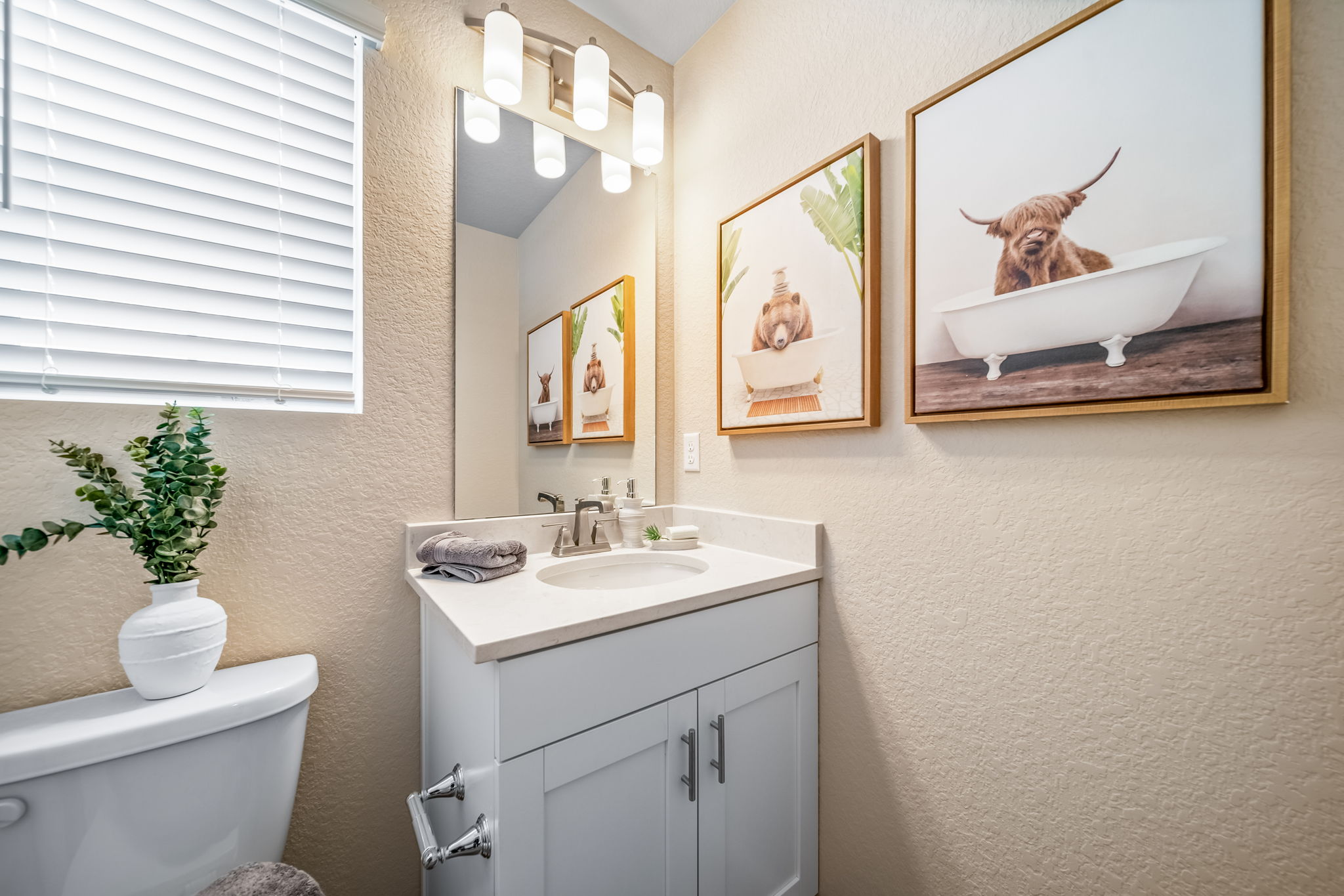 934-Griffin 22291 Powder Room