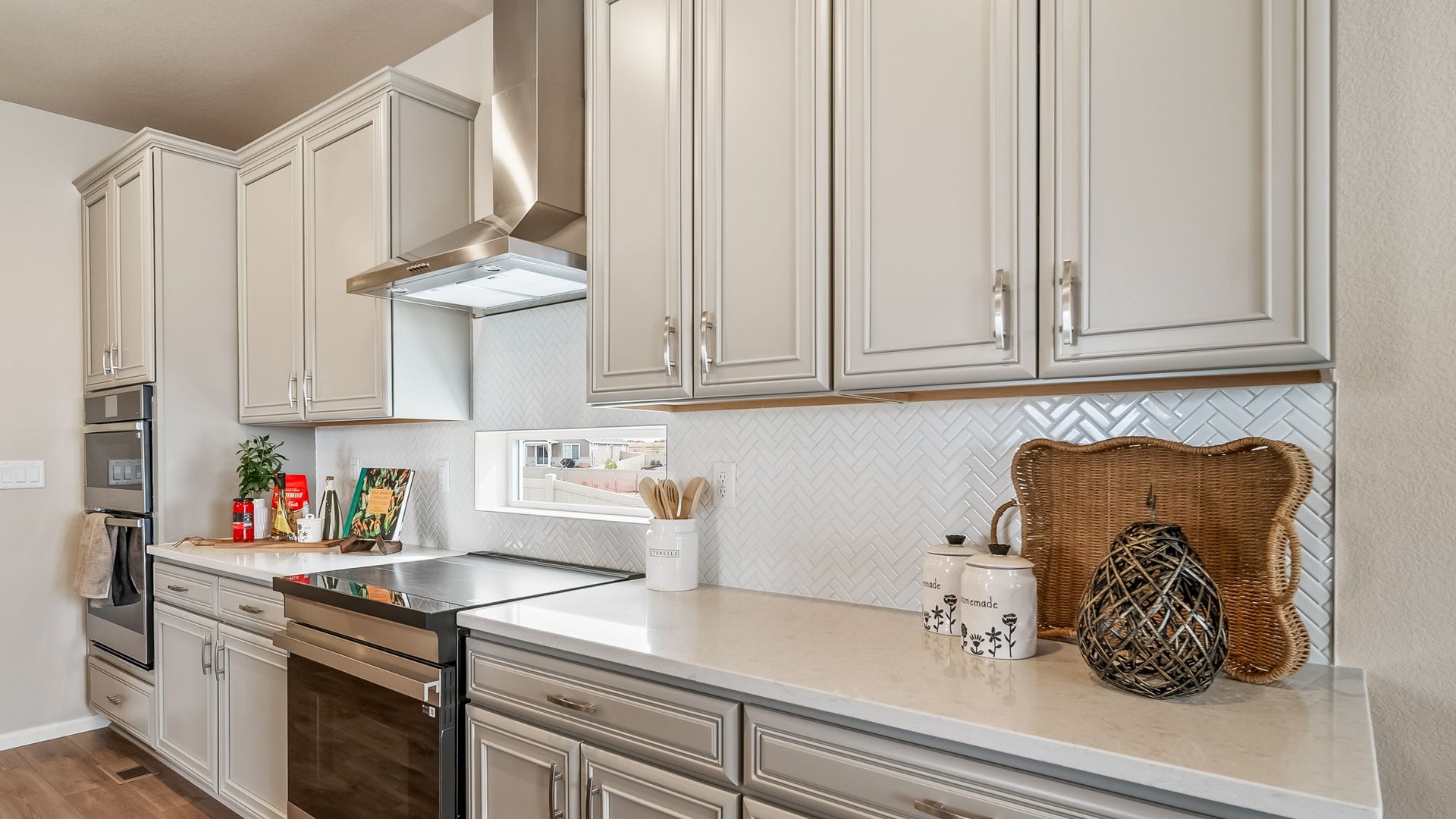 784 BigSur Epic 4900 N Quatar St.