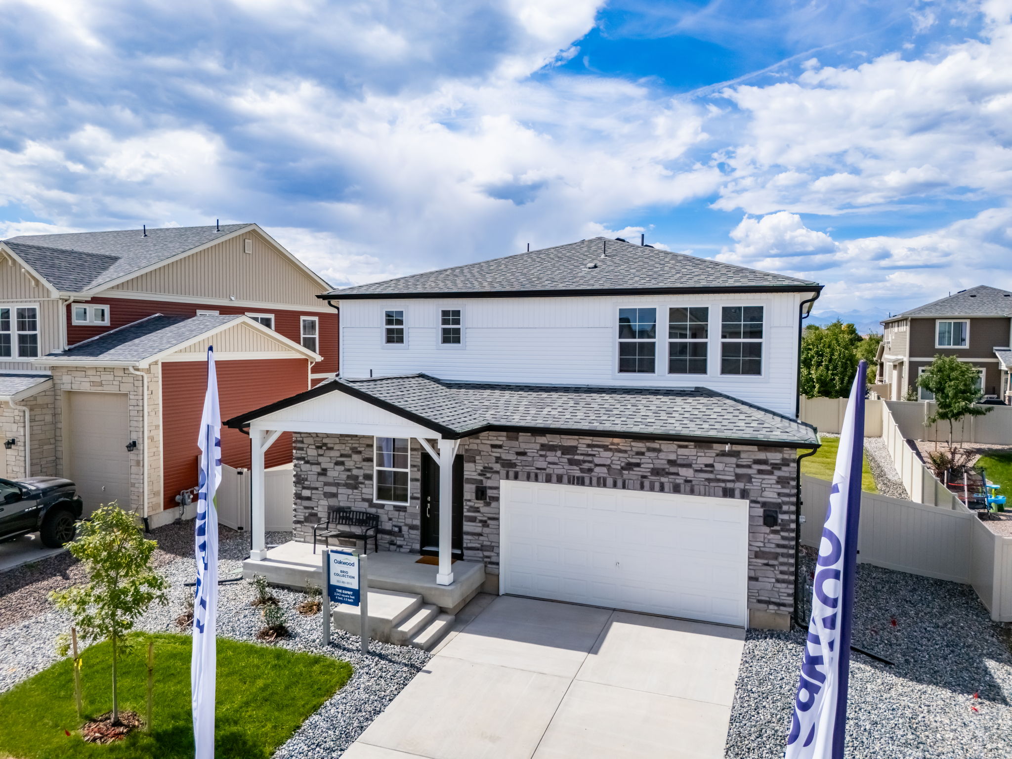 972-Esprit-Brio-3674 Crestwood Ln-Front Exterior