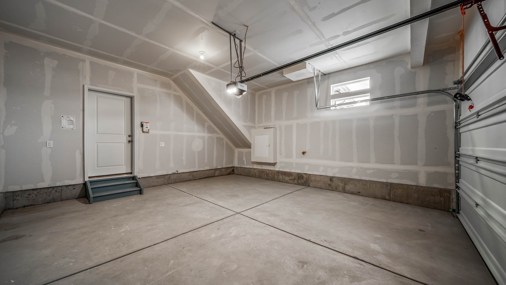 Victoria - Coach House