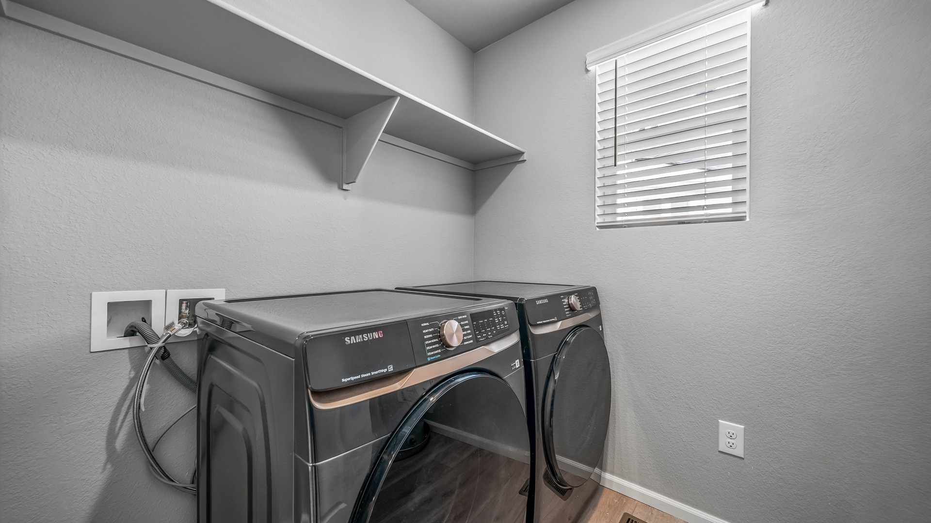 Victoria - Coach House