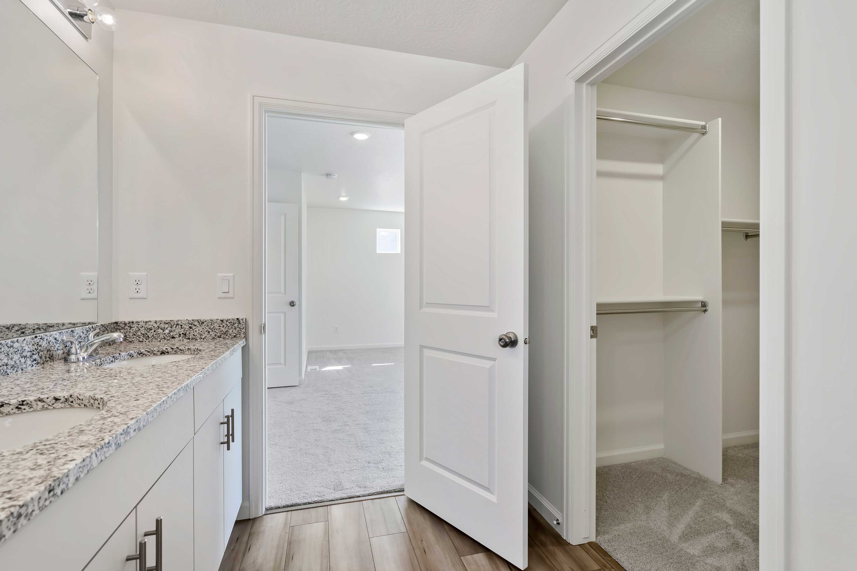 130-Percheron-CS-Primary-Bathroom
