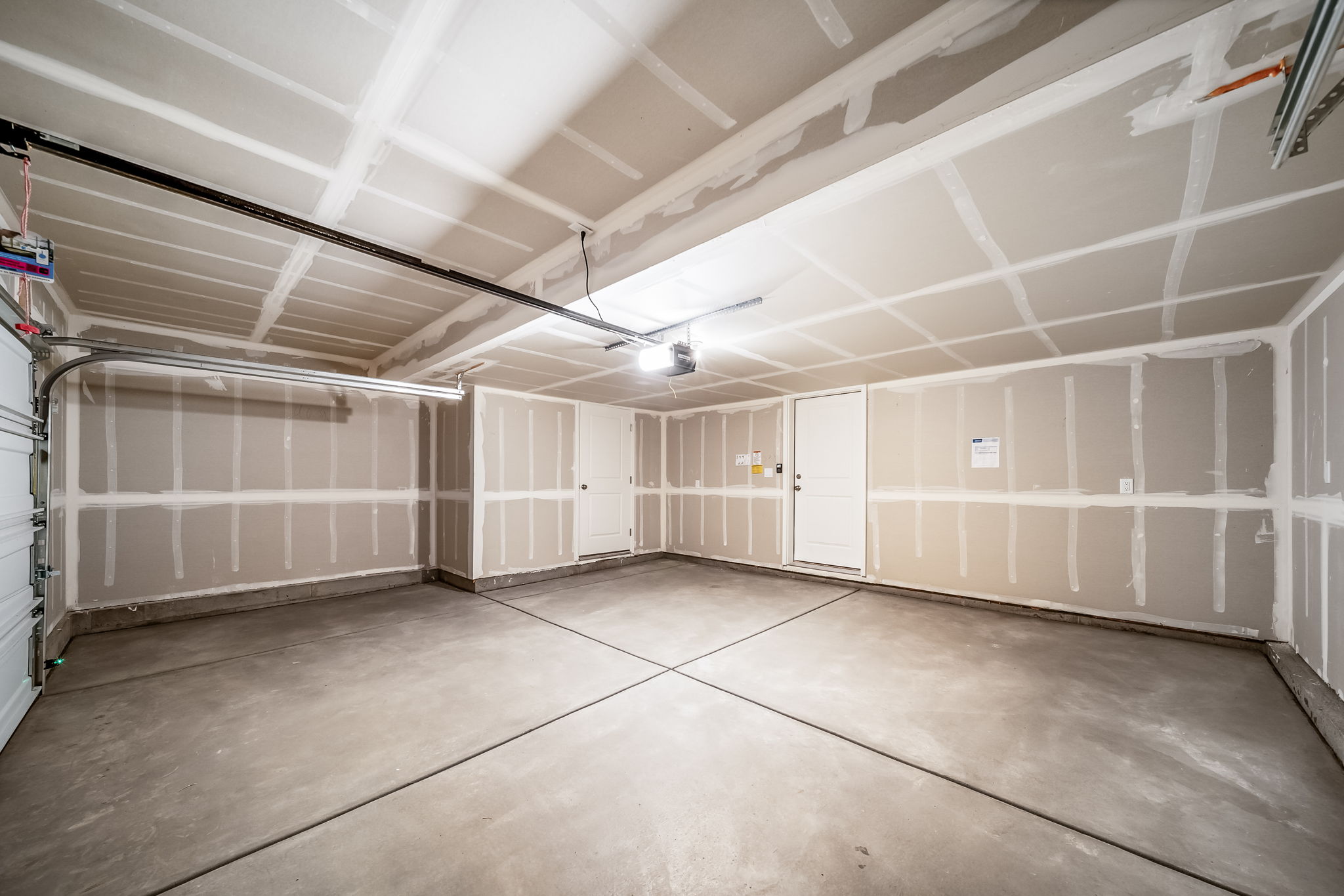 9914-Rand-American Dream-Reunion-13417 E 103rd-Garage