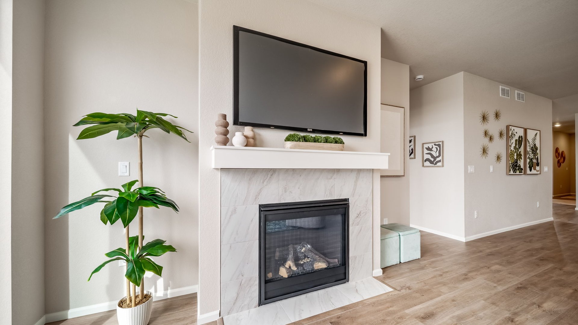 784 BigSur Epic 4900 N Quatar St.