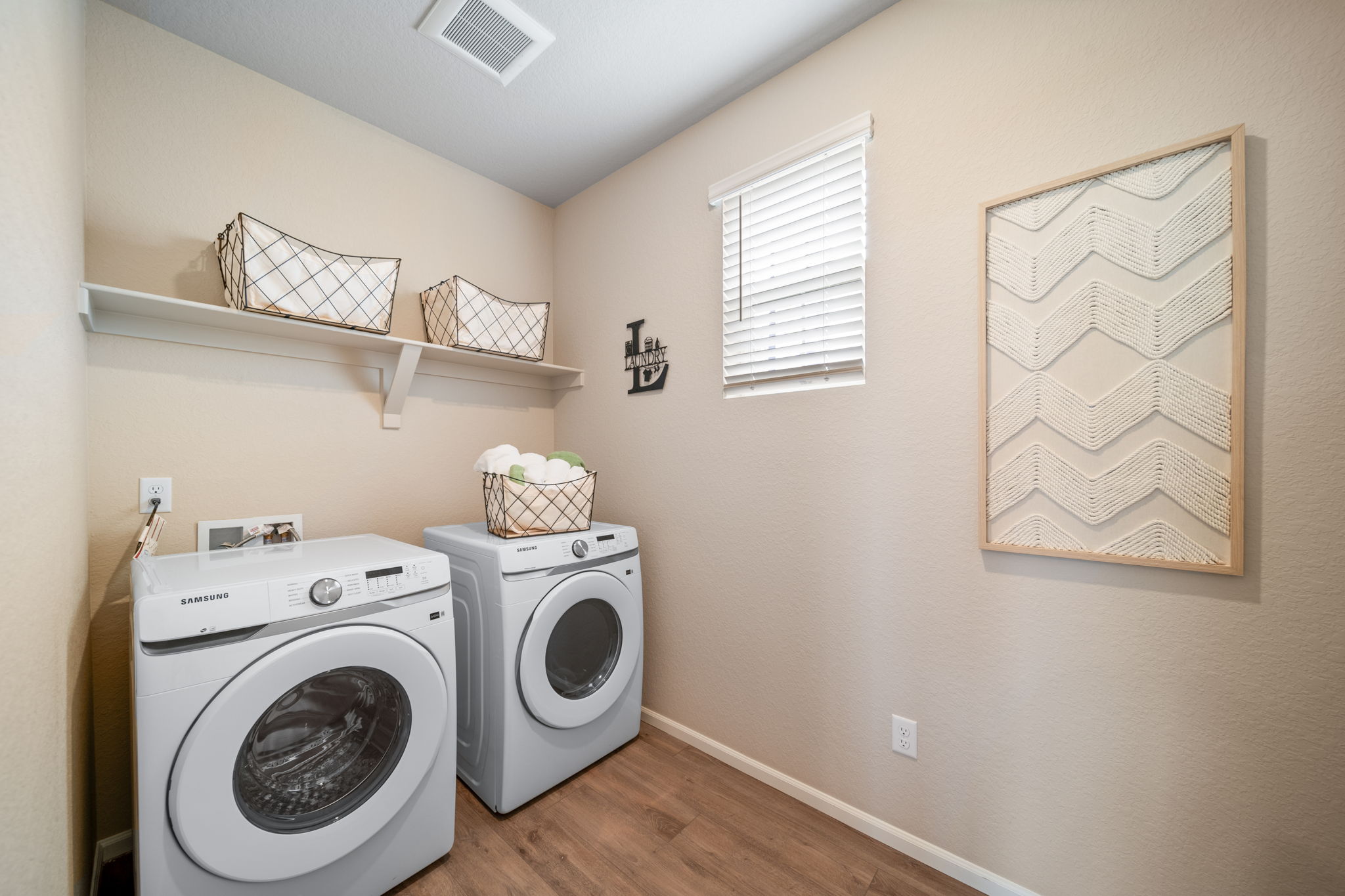 934-Griffin 22291 Laundry Room
